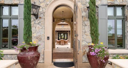 Grand Reserve Inn