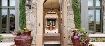 Grand Reserve Inn