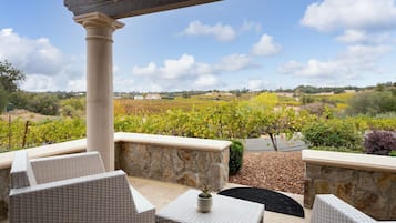 Luxury Studio Suite, 1 King Bed, Ensuite, Vineyard View | Terrace/patio