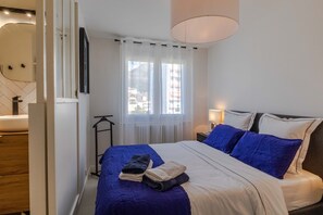 1 soverom, strykejern/-brett, wi-fi (inkludert) og sengetøy