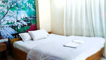 Family Studio Suite | Premium bedding, individually decorated, individually furnished, desk