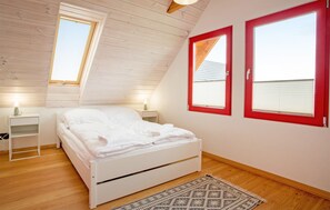 2 bedrooms, free WiFi - 2 bedroom stunning home in Rowy (Rowy)