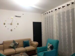 Smart TV - Casa en Condominio (Trinidad)