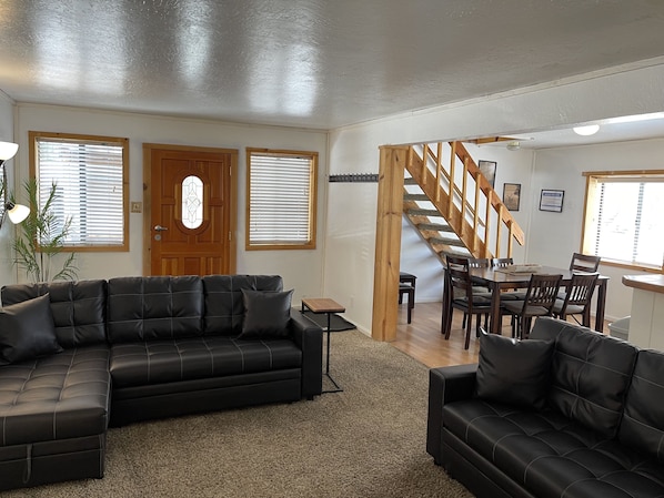 Luxury House | Living area | 40-inch Smart TV with digital channels, streaming services