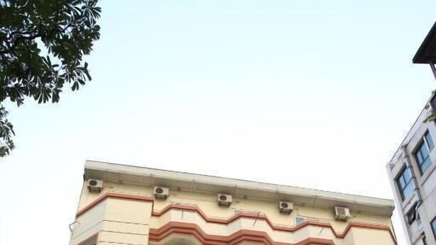 Gambar tidak terklasifikasi, 1 dari 10, tombol