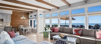 Beachfront Rio Del Mar Home - 5 bedrooms!