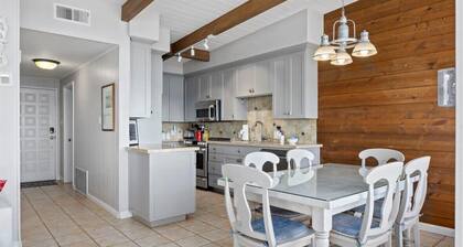 Beachfront Rio Del Mar Home - 5 bedrooms!