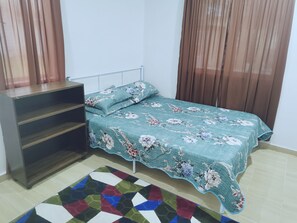2 bedrooms, iron/ironing board, WiFi - Wifi100mbps@androidTv (Pekan)