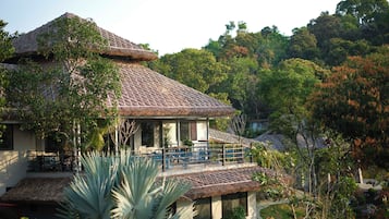 Fachada de la propiedad