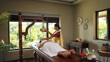 Ayurvediska behandlingar, 4 behandlingsrum och massage