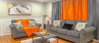 Cozy & Lavish 2B/1B in Homewood! 5 min from Shopping, Expressway, & New Casino!!