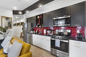 Fridge, microwave, oven, dishwasher