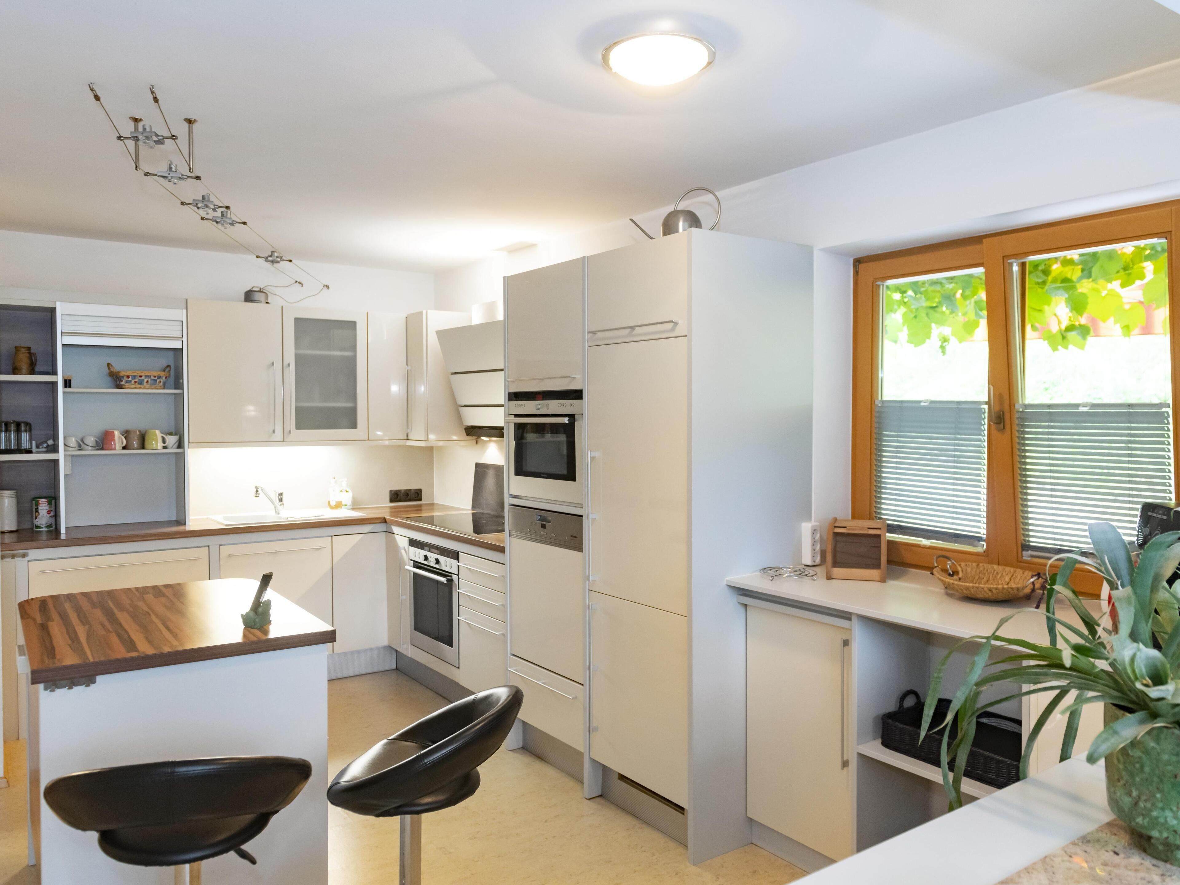 Réfrigérateur, four, plaque de cuisson, lave-vaisselle