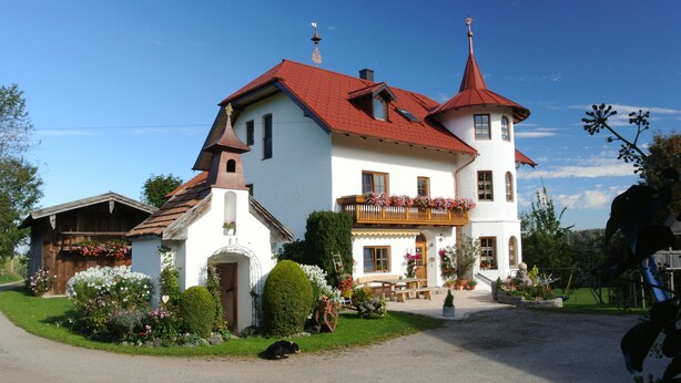 Exterior - Ferienwohnung »stadtblick« 50m², 2 Personen, Nichtraucher, Balkon, W-lan (Traunstein)