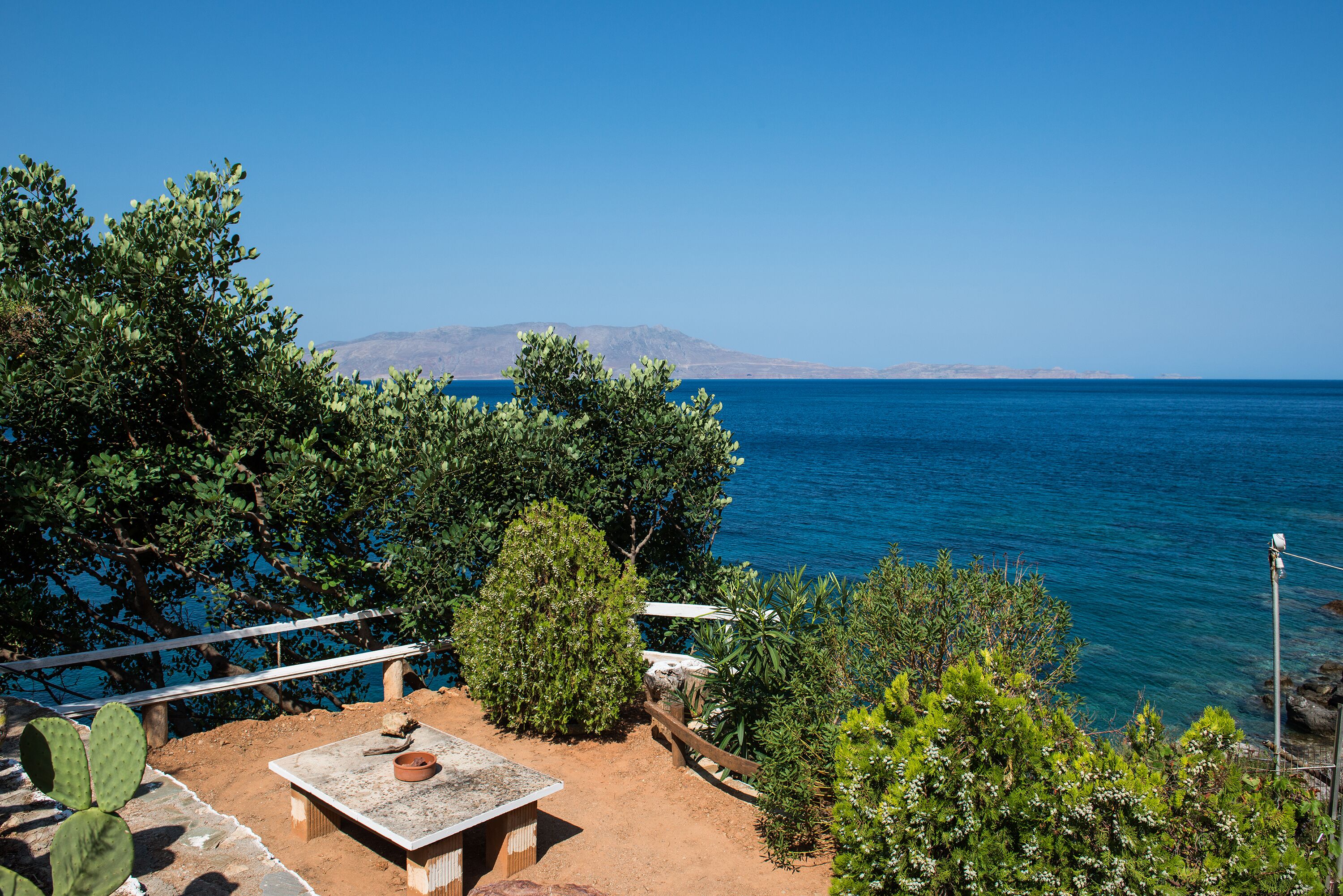 House, 2 Bedrooms, Smoking, Patio | Garden