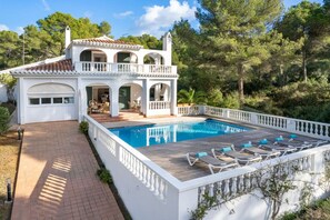 A heated pool - Villa Monte Peñedo, heated pool, large groups (Son Parc)