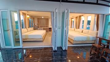 House | 1 bedroom, blackout drapes, free WiFi, bed sheets