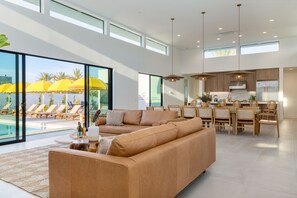 Smart TV, fireplace, stereo, offices