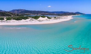 Beach nearby, sun loungers - Holiday Home Casa Viola  (Perd'e Sali)