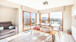 Living area - Apartment in Oostduinkerke near the Beach (Oostduinkerke)