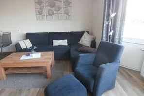 Smart TV - 152 in the Trafalgar house (Cuxhaven)