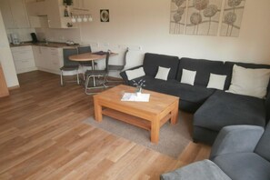 Smart TV - 152 in the Trafalgar house (Cuxhaven)