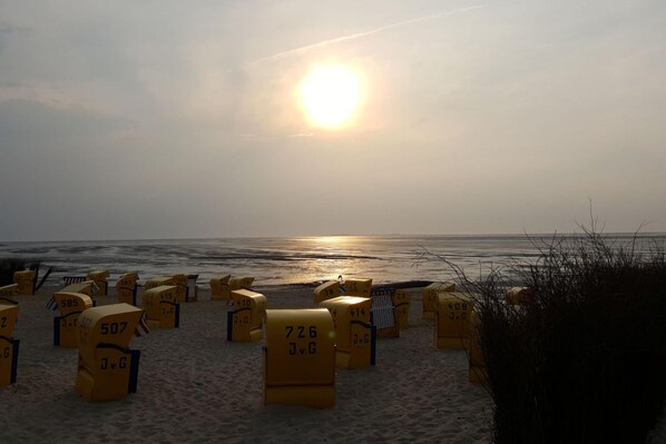 Una spiaggia nelle vicinanze
