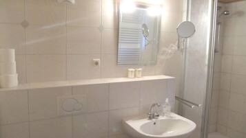Dusche, Haartrockner