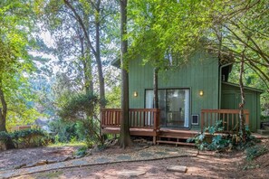 Exterior - Modern Loft Carriage House (Decatur)