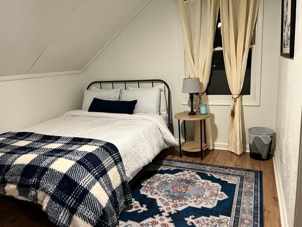1 多间卧室、办公桌、熨斗/熨衣板、免费 WiFi