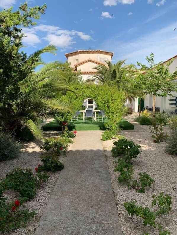 Exterior - Ermita del Carmen (Hijar)