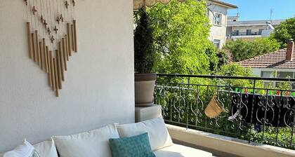 Nice, spacious, and bright apartment in Thermi, Thessaloniki with 2 balconys.