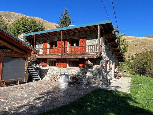 Chalet in the heart of the Sybelles estate, with an exceptional panoramic view