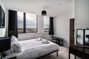 Unclassified image, 2 of 15, button