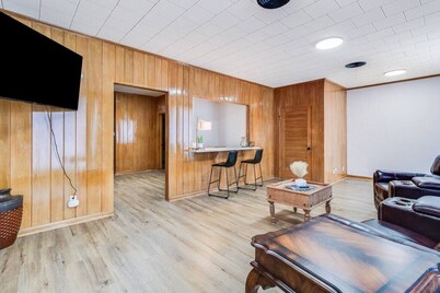 City Walk + Wedding Haven