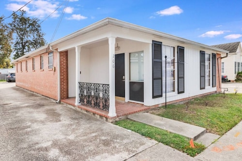 City Walk + Wedding Haven