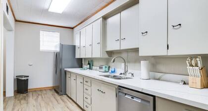 City Walk + Wedding Haven