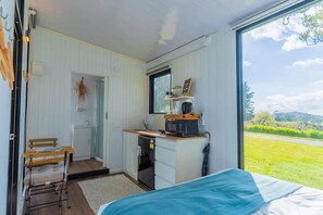 1 chambre, literie fournie