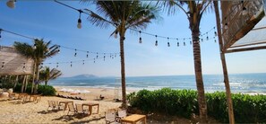 On the beach, white sand - Diem Condotel Apec Mandala Mui Ne (Phan Thiet)