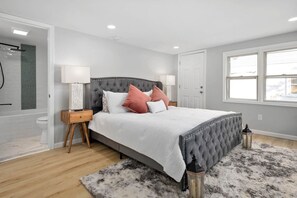 5 bedrooms, WiFi, bed sheets