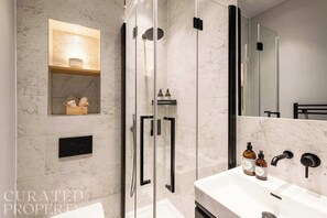 Uklassifisert bilde, 5 av 20, knapp