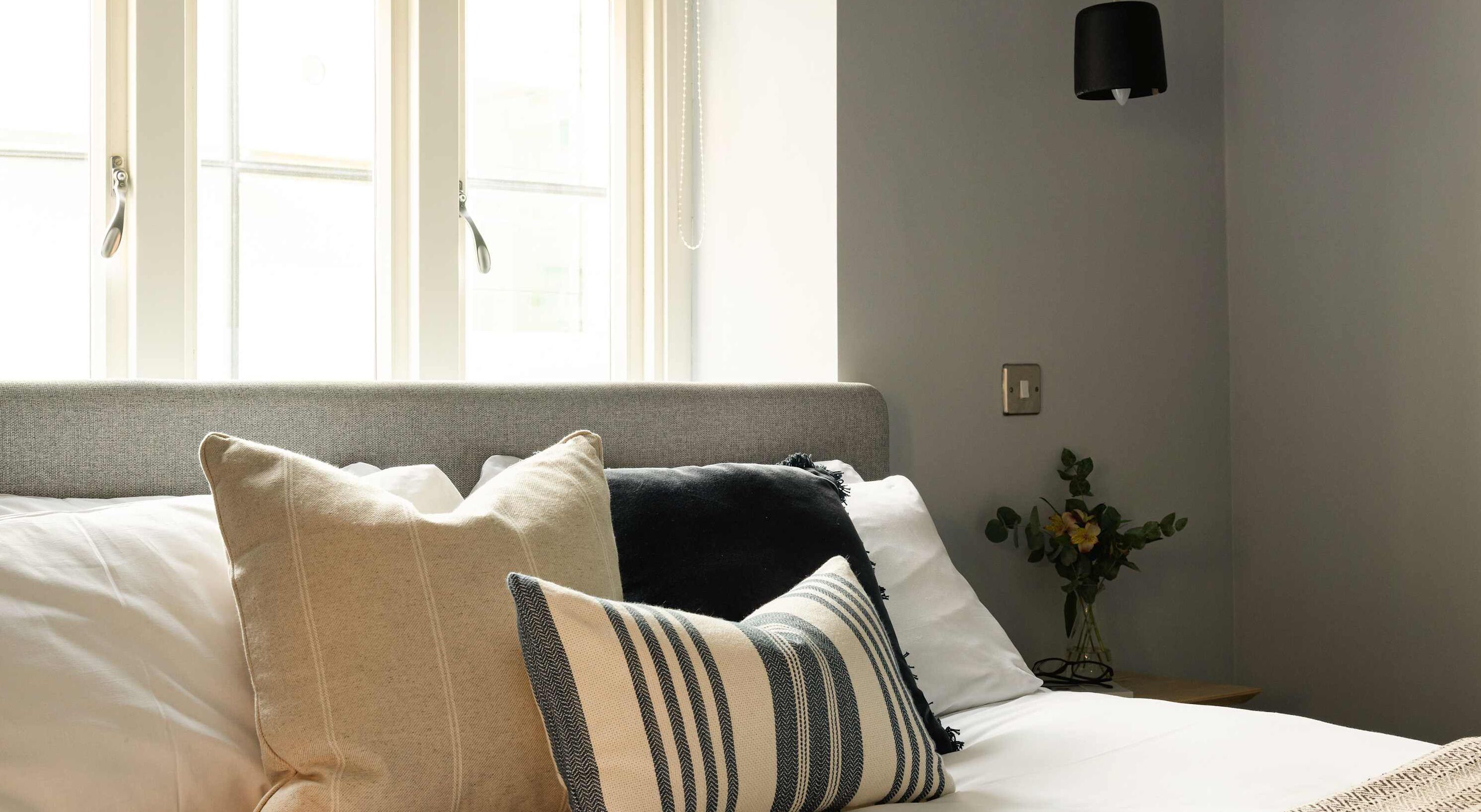 1 bedroom, iron/ironing board, travel crib, WiFi