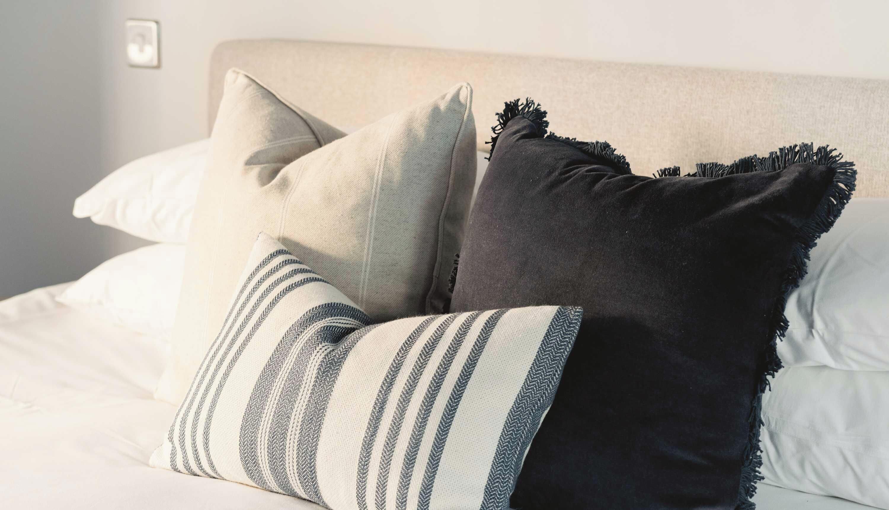 1 bedroom, iron/ironing board, travel crib, WiFi