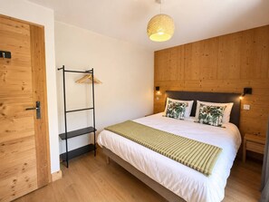 3 bedrooms, WiFi (free)