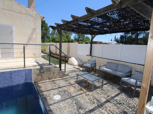 Maison bord de mer avec piscine privée, clim en option, wifi gratuit, animaux bienvenus