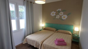 3 quartos, Wi-Fi de cortesia, roupa de cama