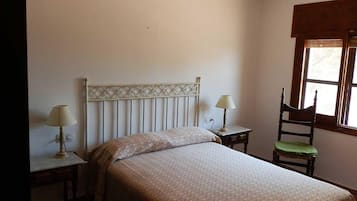 5 chambres, Wi-Fi gratuit, draps fournis