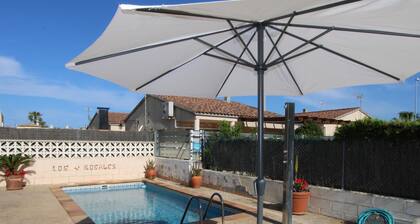 Maison avec Piscine Privée, Clim en Option, WiFi Gratuit, Animaux Bienvenus, PrÚs de la Mer