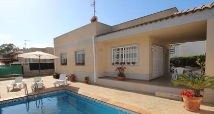 Family-Friendly, Near Beach Villa with Private Pool, Free WiFi, Optional A/C, Pet Friendly