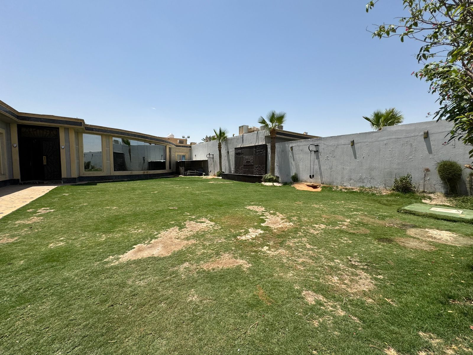 Deluxe Chalet | Courtyard view